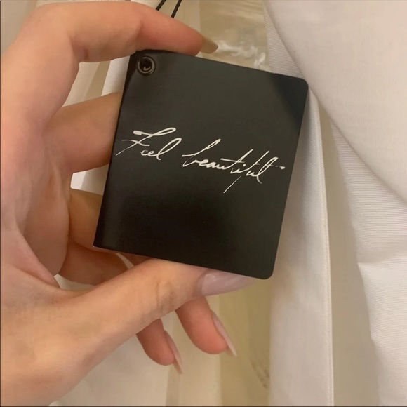 NWT ⭐️ Wedding Dress WHBM ELEGANT - Picture 7 of 9